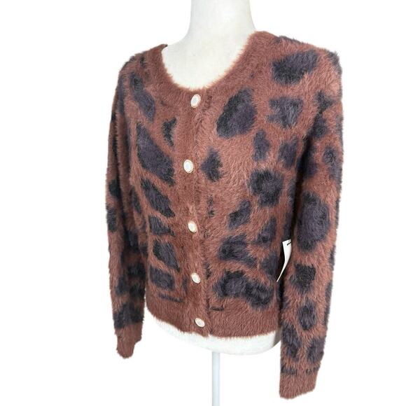 Threaded Leaf Cardigan Womens Size M Brown Leopard Print Fuzzy Cozy Sweater New - Picture 5 of 16